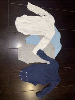 child of mine Long-Sleeve Bodysuit Set in White, Light Blue, Heather Gray & Navy